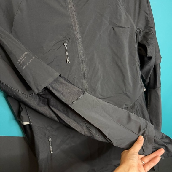Lululemon Black Performance Jacket Senseknit Composite Running Jacket - Picture 7 of 13